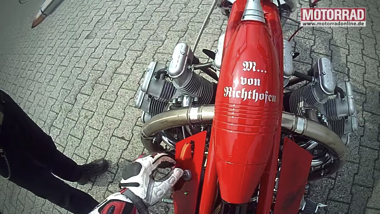 レッドバロン バイク 星型9気筒エンジン