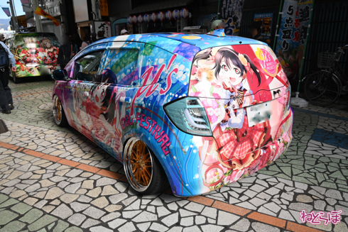 ごちうさレクサスにリトバスジムニーも 静岡 富士山コスプレ世界大会 に集結した痛車を撮ってきたよ ねとらぼ