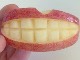 りんごで作った“歯”が怖い……！　家族の朝食に出してみる→「ゾッとした」「朝からなにやってんの」