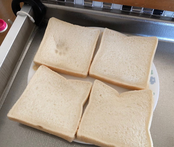 パン を ふん だ 娘 ラスト