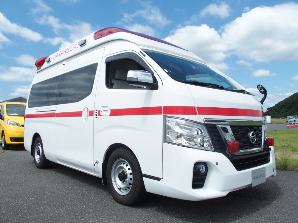 Gt Rより救急車が好きだ という俺得な試乗会に行ってきた 日産のはたらくクルマ ガツンと大集結 1 2 ページ ねとらぼ