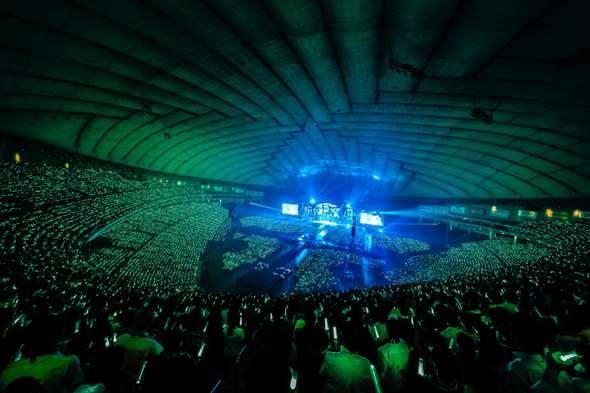 欅坂46 初の東京ドーム公演で披露された全楽曲を2万字で全力レポート ガラスを割れ で既成概念を壊す幕開け 前編 1 3 ページ ねとらぼ