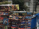 「誰かの宝物が捨てられてる……」　ごみ捨て場に積まれた戦隊ヒーロー玩具の箱がひたすら切ない