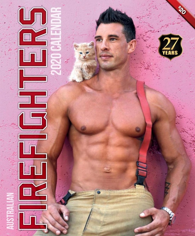 今年もやってきた！ イケメン消防士×筋肉×かわいい動物のカレンダー2020年版が発売（1/2 ページ） ねとらぼ