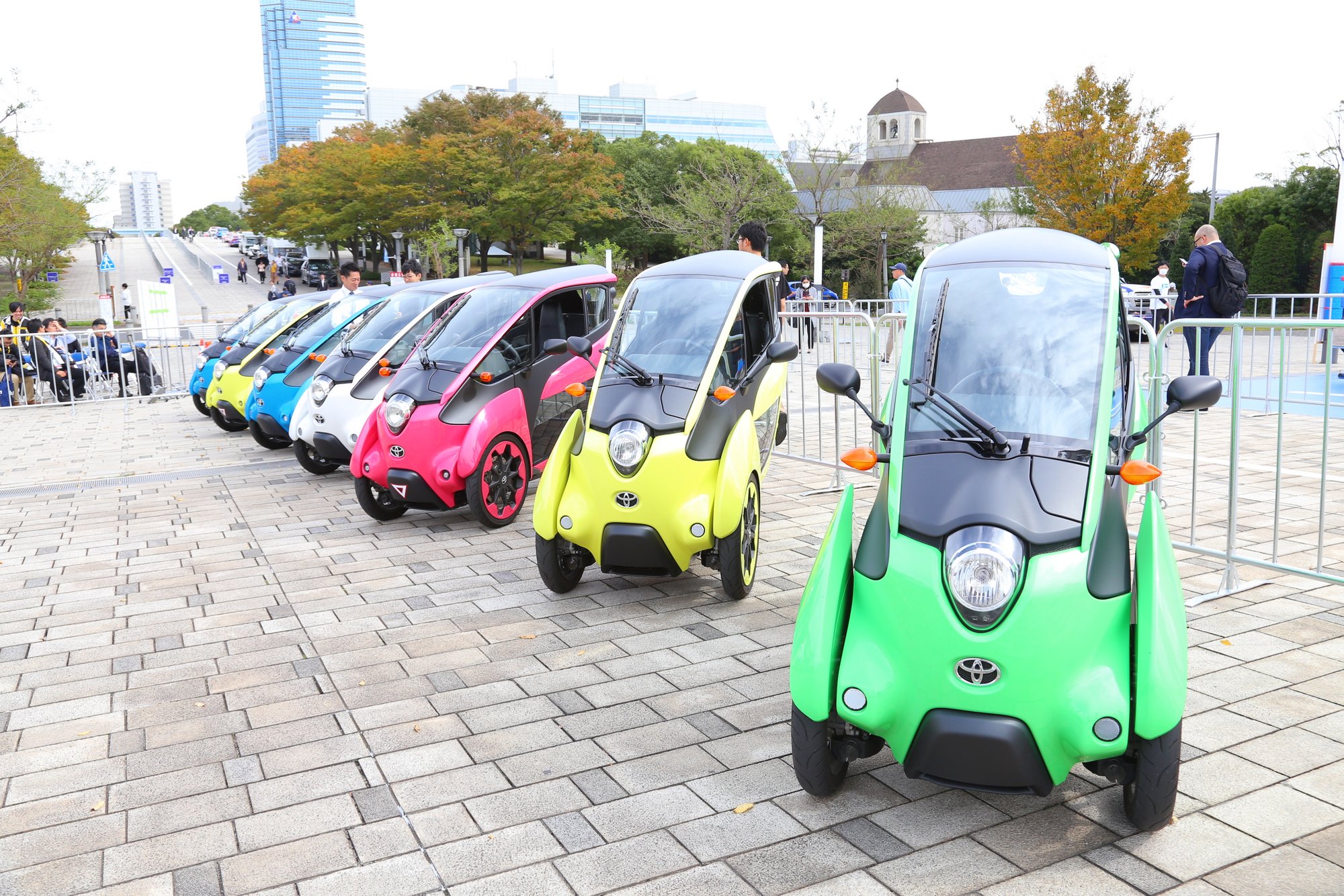 未来の街乗りevをイッキ乗り 東京モーターショーで 超小型モビリティ に乗ってみた 写真55枚 1 4 ページ ねとらぼ