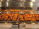 ケンタッキーのチキンや50種のフードが食べ放題　ブッフェ式店舗が東京・南町田にオープン