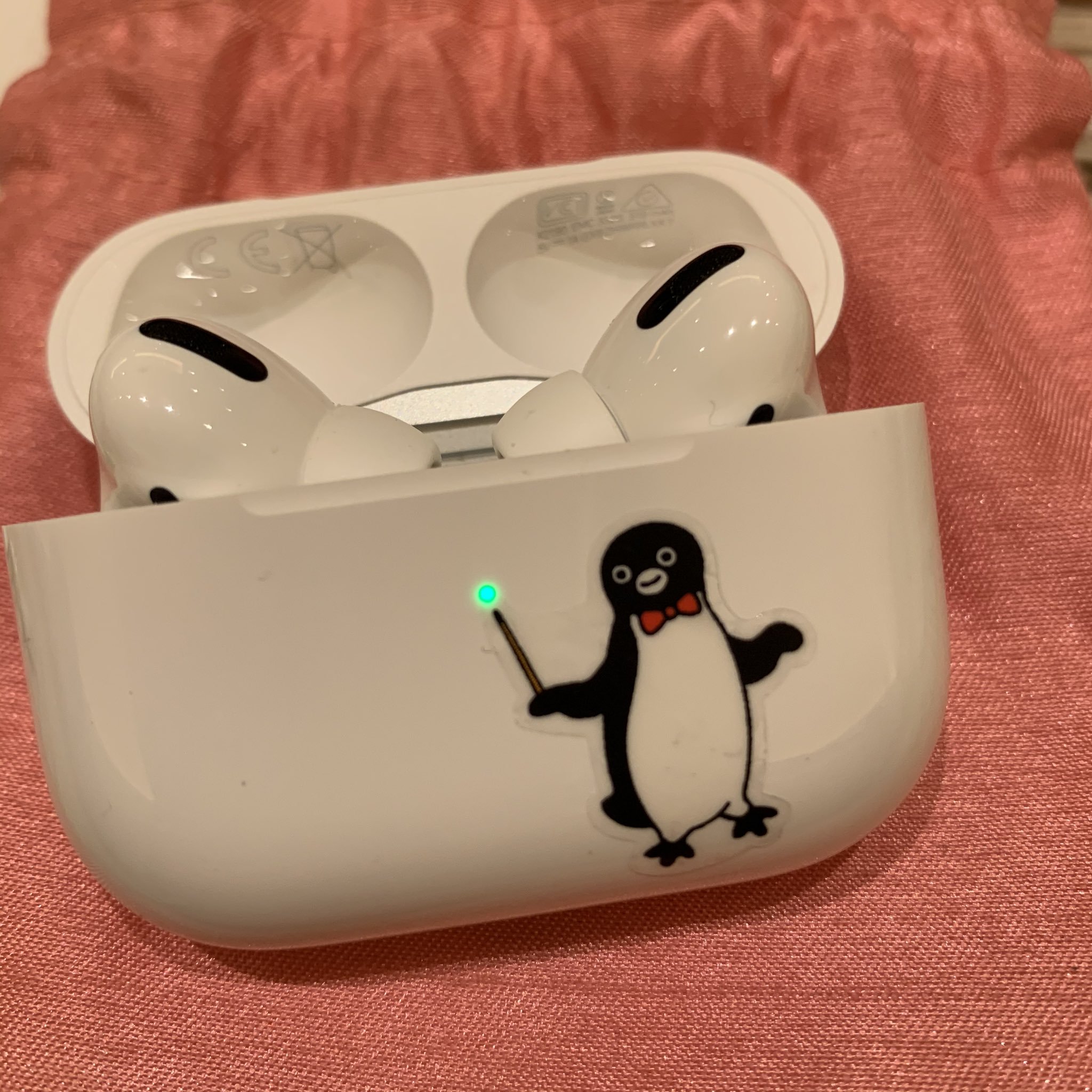 Suicaペンギンが魔法かけてくれる Airpods Proのケースが 一工夫 でかわいすぎるアイテムに ねとらぼ