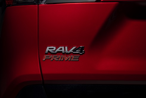 トヨタ「RAV4 Prime」