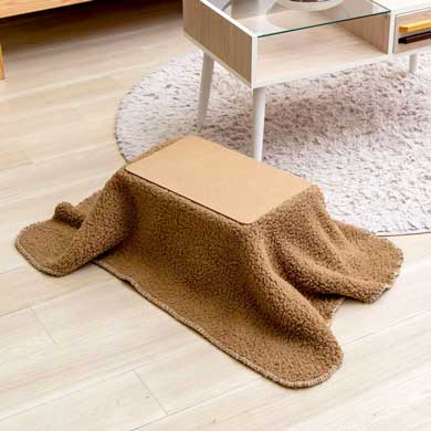おこた風テーブル 3COINS 毛布 ブランケット こたつ 作れる ミニテーブル 500円