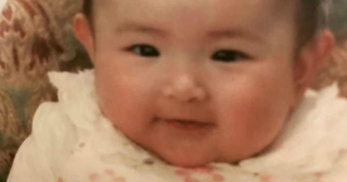 生駒里奈 24歳の誕生日に赤ちゃん時代の写真公開 お父さん お母さんありがとう 弟よありがとう 御先祖様方ありがとう 2 2 ページ ねとらぼ