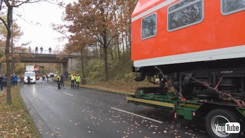 海外 鉄道 陸送 二階建て ドイツ 警察