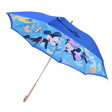 雨の日は傘の中でミッキーたちに会える ディズニーストアのレイングッズが梅雨の季節を明るくしてくれそう 2 2 ページ ねとらぼ