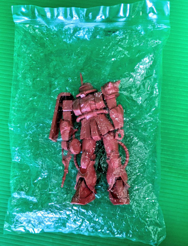 ガンプラを袋から出すのが面倒くさい パーツを袋の中で組み立てるものぐさモデラーの妙技 ねとらぼ