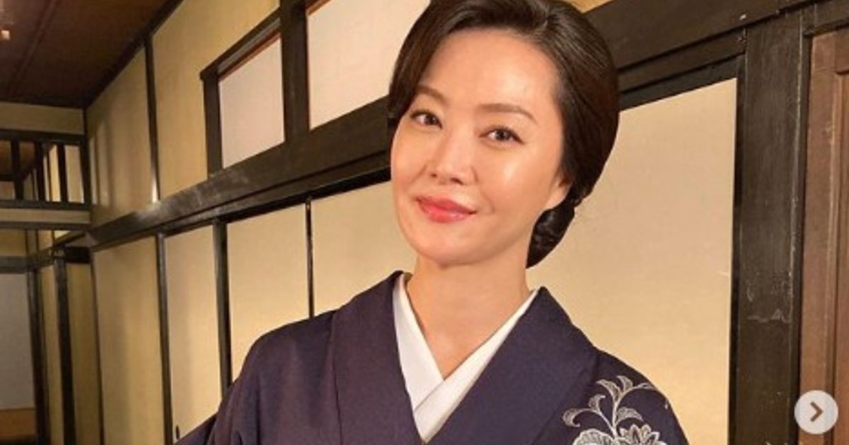 観月ありさ 着物姿でドラマのオフショット 泣きぼくろも似合ってて色気ありますね 今からワクワク ねとらぼ