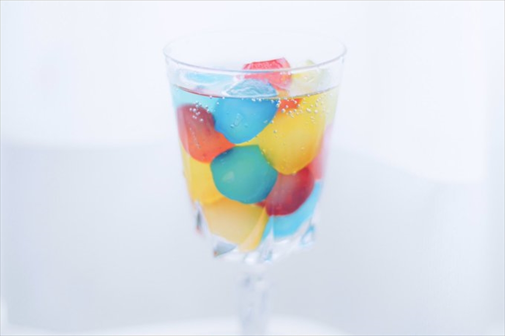 おっしゃれ 綺麗 わらび餅をかき氷のシロップに浸して作る 夏にぴったりのサイダー がおいしそう ねとらぼ