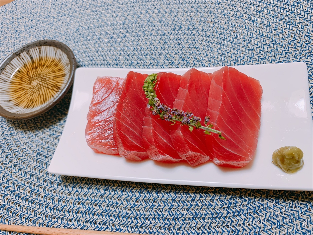 最強の酒の友 人生が変わる マグロと塩だけでできる絶品レシピ 塩マグロ が本当においしかった ねとめし 1 2 ページ ねとらぼ