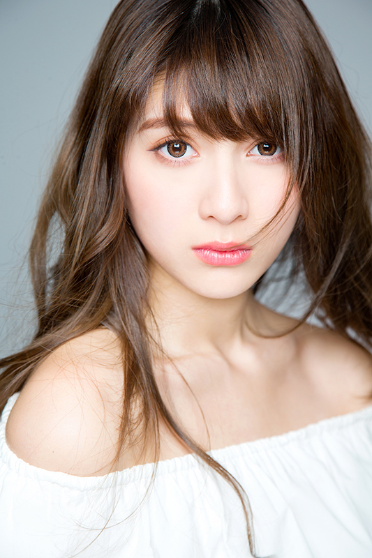 変顔してたつもりないのに 10頭身ハーフモデル アンジェラ芽衣 カメラ意識ゼロの完全 オフ の姿がアウト 1 2 ページ ねとらぼ 変顔してたつもりないのに 10頭身ハーフモデル アンジェラ芽衣 カメラ意識ゼロの完全 オフ の姿がアウト 1 2 ページ ねとらぼ