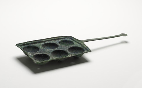 「関西人のルーツはイタリア」　古代ローマの調理器具がどう見てもたこ焼き器