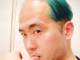 「テテですね？」「グクっぽい！」　トレエン斎藤、“憧れの人”をまねして青髪に大胆イメチェン