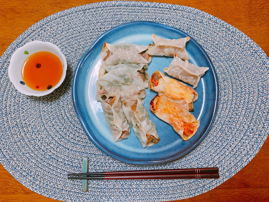 餃子の皮に豚肉としそをはさんで焼くだけ お手軽レシピがストレスフリーでおいしすぎた ねとらぼ