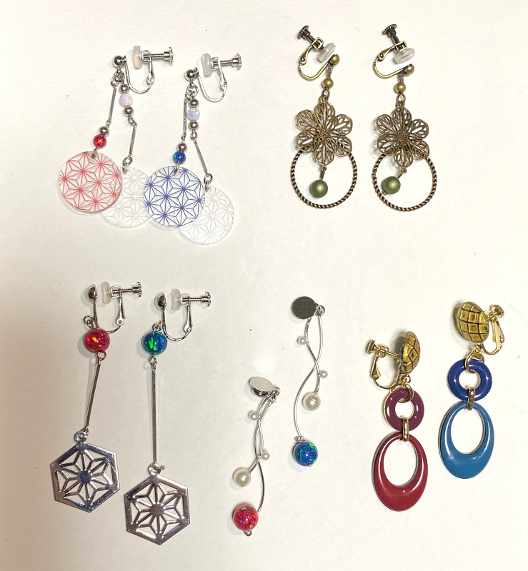 おしゃれでかわいい 補聴器をデコった友達のために作ったお手製イヤリングがステキ ねとらぼ