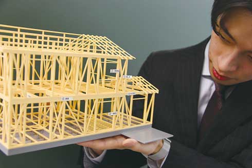 人気の「家屋模型組立キット 1/50スケール」が再販決定！ 木造軸組構法 