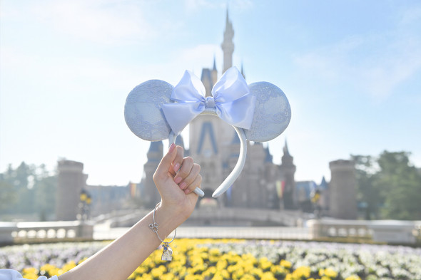 東京ディズニーリゾートが Disney Blue Ever After グッズを発売 しあわせのブルー をテーマにしたカチューシャやペアアイテム ねとらぼ