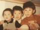 ワンオクTaka、マイファスHiroとの3兄弟ショット公開　レアな幼少期の1枚に「いやぁぁぁかわいいー」「全然変わってない」