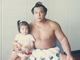 秋元梢、34歳バースデーで元横綱・千代の富士さんとの幼少期ショット公開　“同い年”となった父に「格好よすぎ」