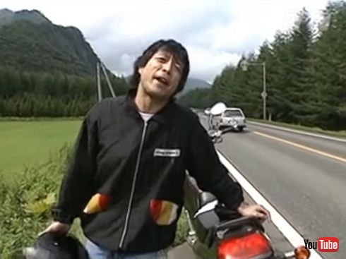 何もかもキマりすぎ 矢沢永吉 1992年のバイクツーリング 激レアプライベート映像に 永ちゃん若すぎ の声あふれる 1 2 ページ ねとらぼ