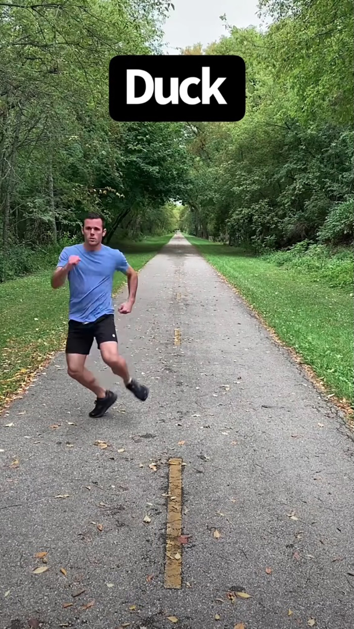 もしも動物が人間になったらどう走る 人化したシカやカンガルーを表現する動画に笑いが止まらない 1 2 ページ ねとらぼ