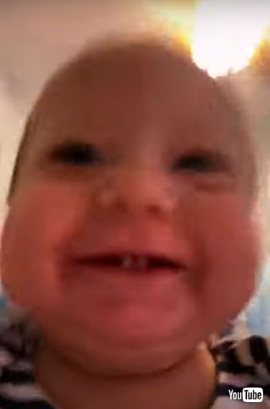 uLittle Baby Takes Over Phone as Soon as She Spots it - 1250587v