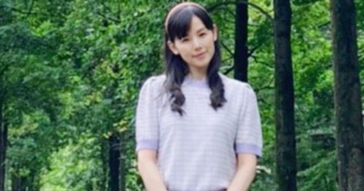 小西真奈美 43歳にして大学院生役に挑戦 だいぶぶりっ子 した1枚で 余裕で女子大生 あどけなくて可愛い と反響を呼ぶ 1 2 ページ ねとらぼ