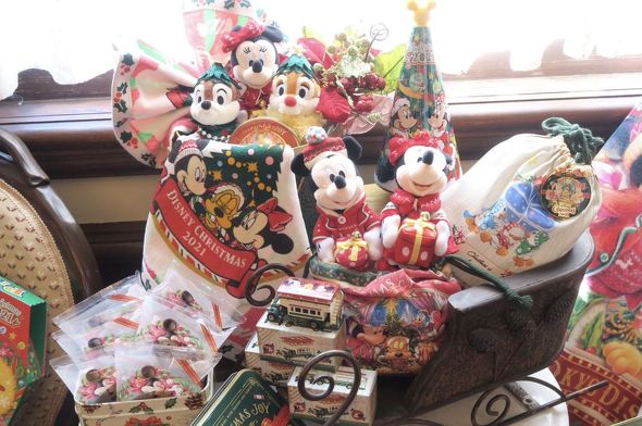 しました Disney ディズニークリスマス2021の通販 by Who's shop｜ディズニーならラクマ - リルリンリン ショルダー
