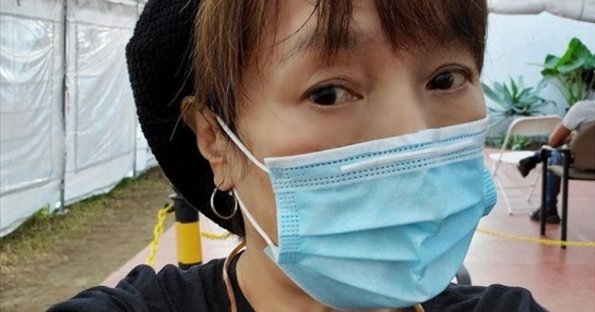 3回目のワクチン打ちました La在住の桃井かおり ブースター接種 を報告 生き延びましょ 1 2 ページ ねとらぼ