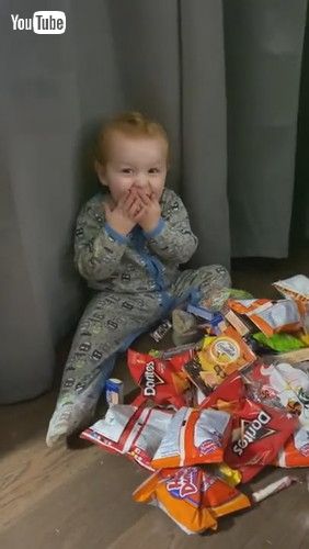 uCBaby Becomes Happy on Getting Lots of Wafers From Trick or Treating - 1267786v