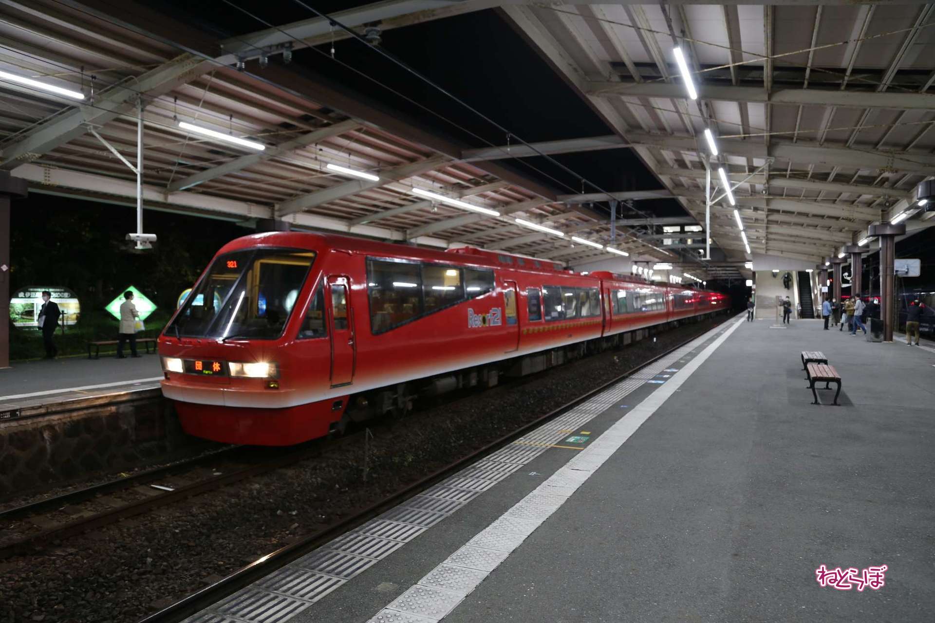 乗り鉄のイケナイ「夜遊び」 なぜか流行し出した「線内夜行列車」の魅力を探る：月刊乗り鉄話題（2021年12月版）（1/3 ページ） - ねとらぼ