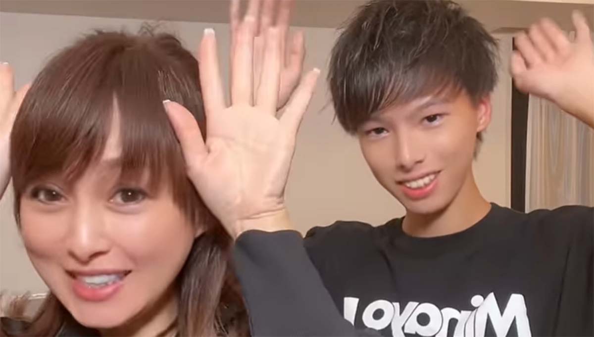 渡辺美奈代 次男に作った 高校生活最後 の手作り弁当 プロ級な腕前にファンから お料理本やお弁当本出版してほしい 1 2 ページ ねとらぼ 渡辺美奈代 次男に作った 高校生活最後 の手作り弁当 プロ級な腕前にファンから お料理本やお弁当本出版してほしい 1 2 ページ ねとらぼ