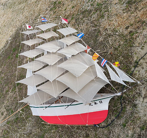 帆船型凧の写真