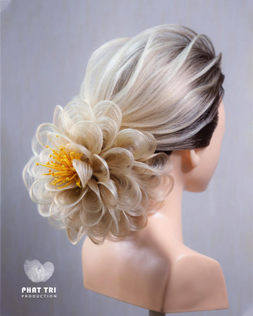 髪の毛が花になった!?　ベトナムのヘアスタイリストによる芸術的な花のヘアスタイルが美しい