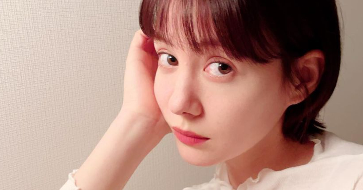 トリンドル玲奈 ガラッとイメチェンした ショートボブ に反響 アクティブな感じが素敵 大人っぽくなった 1 2 ページ ねとらぼ