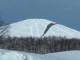 深さ約2メートルの積雪が「パックリ」札幌市モエレ山が当面閉鎖に　割れた光景に驚きの声