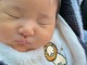 内山信二の妻・琴、生後5週間の娘が鼻涙管閉塞症　止まらない涙と目ヤニの症状に「ごめんね」