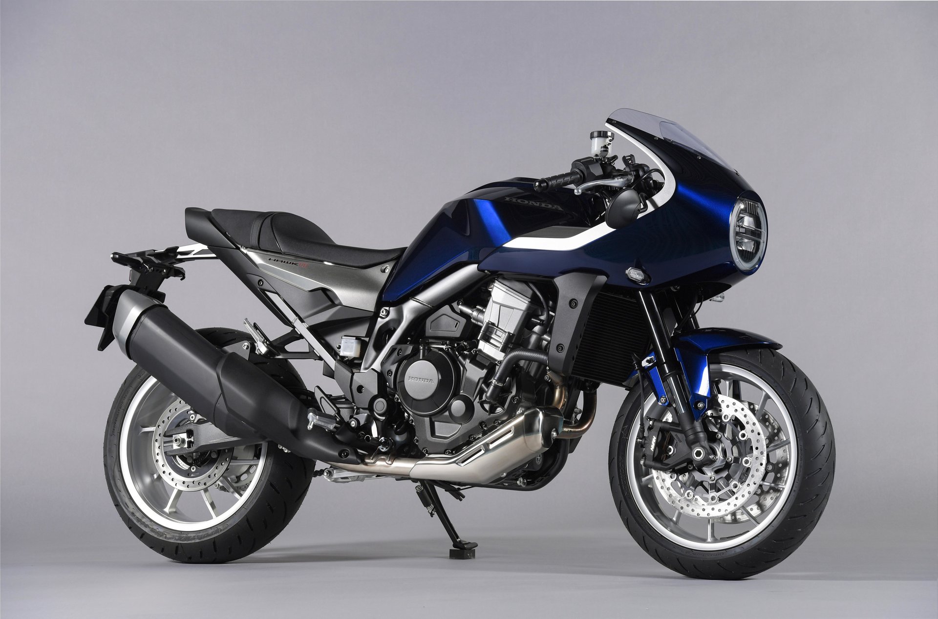 あの“バブ”が復刻……だと!? ホンダが新型「HAWK 11」発表、大阪モーターサイクルショーで世界初公開（要約） - ねとらぼ