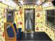 都営地下鉄大江戸線、子育て応援スペース設置車両を追加　絵本「だるまちゃん」シリーズとコラボ