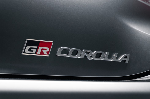 トヨタが発表した新型スポーツカー「GRカローラ」