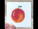“和紙のにじみ”を利用したりんごの水彩画が神業すぎる　一塗りで完成する様子に「魔法みたい」の声