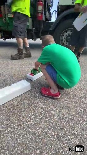 uAutistic Child Receives Special Gift From Recycling Workers || ViralHogv