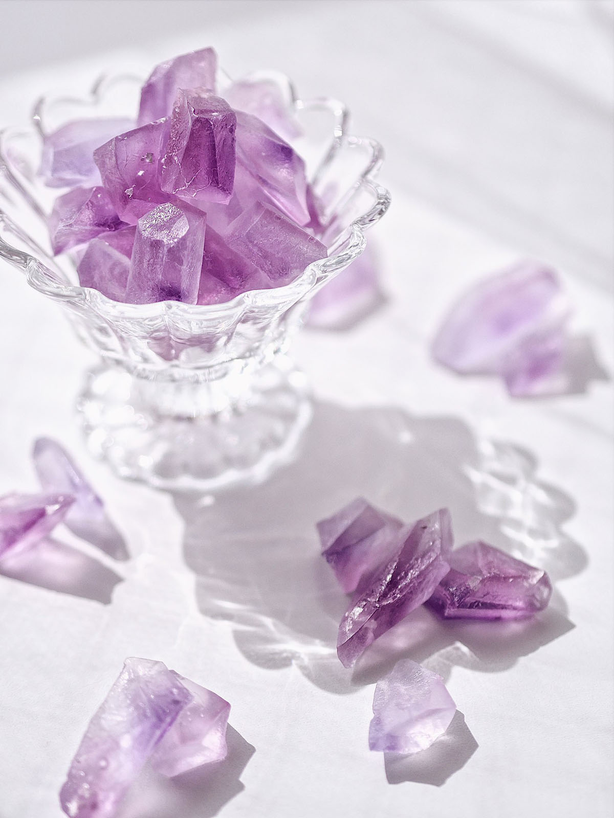 まるで魔法石 食べるとレモン味がする紫水晶みたいなお菓子がとてもキレイ 1 2 ページ ねとらぼ