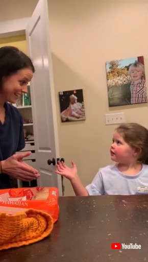 Kid Reacts To Mom Revealing Pregnancy News To Her - 1358356